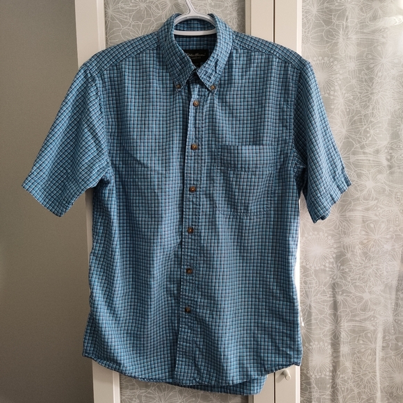 Eddie Bauer relaxed fit plaid Cotton shirt - Picture 1 of 4